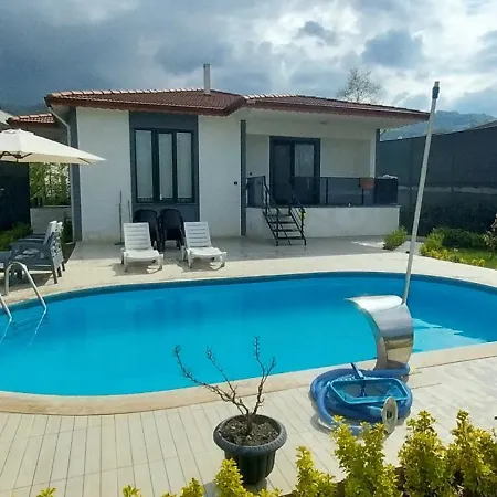 Begonvil Villa *